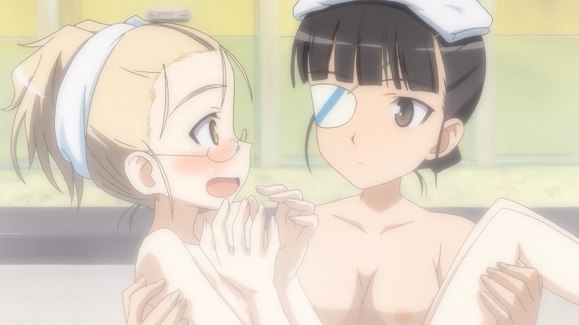 Strike Witches - S01E07 - Perrine H. Clostermann, Sakamoto Mio nude fanservice
